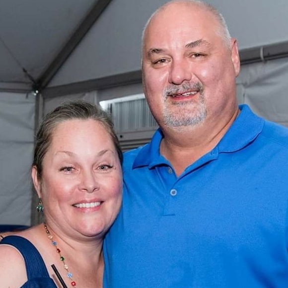 Meet your Posher, Katy - Picture 1 of 3